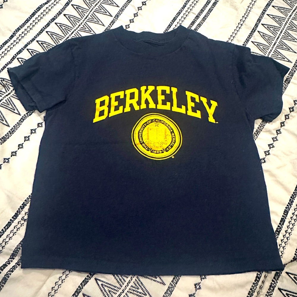 Signature Berkeley baby tee shirt size extra small 4/5